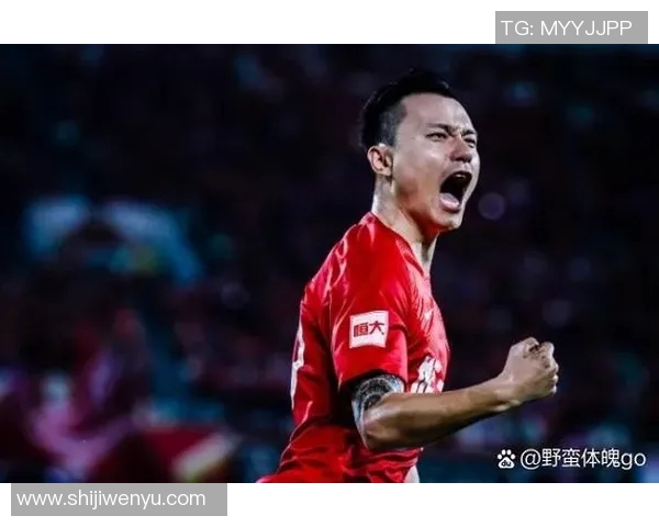 足球明星鲍尔的传奇人生与辉煌成就全解析 足球明星鲍尔的传奇人生与辉煌成就全解析